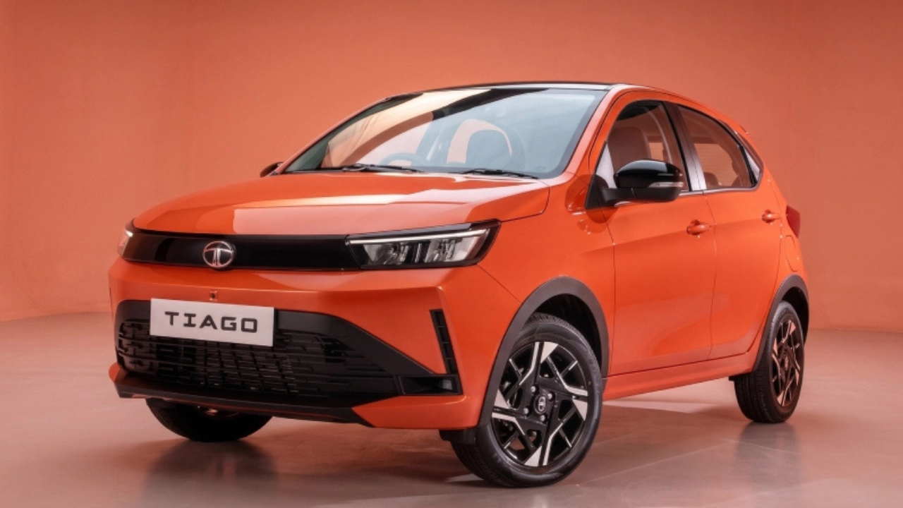 एका दगडात तीन पक्षी! पेट्रोल, CNG आणि इलेक्ट्रिसिटी वर चालणारी नवीन Tata Tiago लाँच, जाणून घ्या प्रत्येक व्हेरीयंटची किंमत