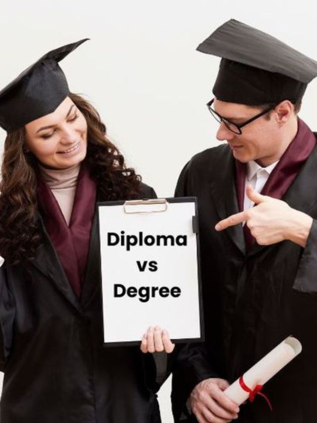 Degree vs Diploma काय निवडावं?
