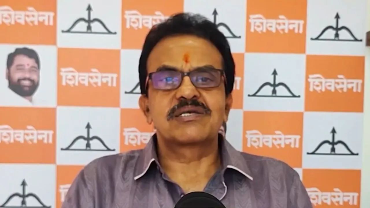 Sanjay Nirupam: ‘वंदे मातरम’ला विरोध करणाऱ्यांना देशात राहण्याचा अधिकार नाही; संजय निरुपम यांचा ओवैसी आणि काँग्रेसवर घणाघाती वार