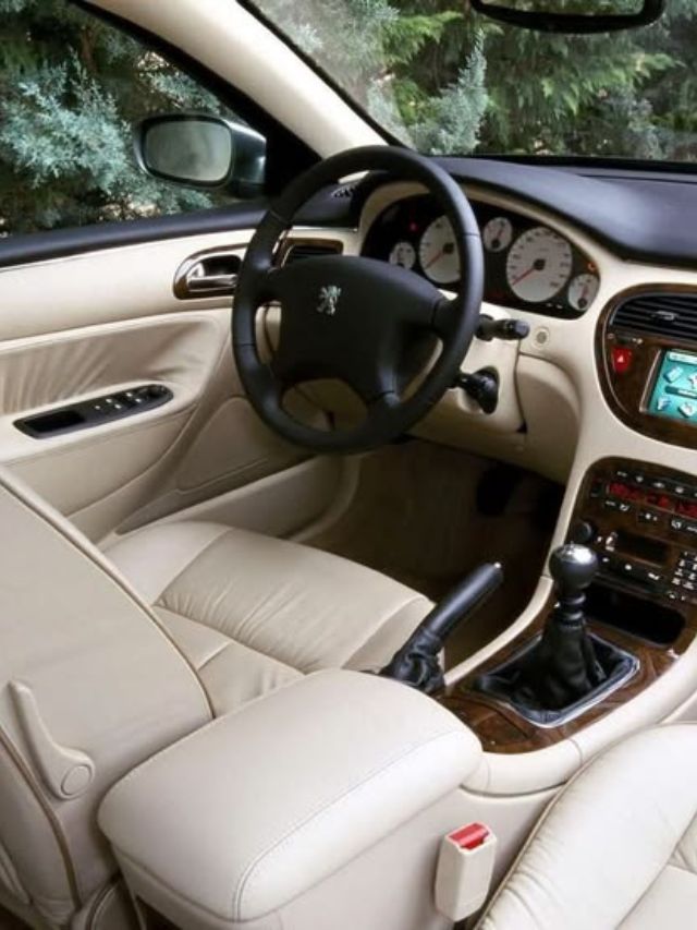 Automatic Car चं Mileage वाढवायचंय? 'या' टिप्स करा फॉलो
