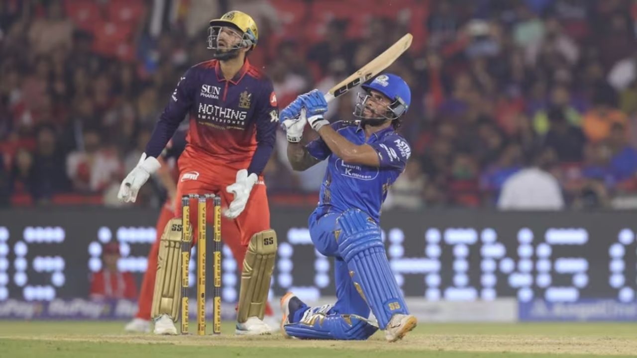 RCB Beat MI: मुंबई इंडियन्सचा ‘गेम ओव्हर’! आरसीबीने तोंडातील घास हिरावला, २ गडी राखून मिळवला शानदार विजय