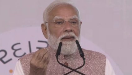 PM Narendra Modi: “सोने खरेदी टाळा आणि इंधन वाचवा!”; पंतप्रधान मोदींचे २४ तासांत दुसऱ्यांदा देशवासियांना कळकळीचे आवाहन