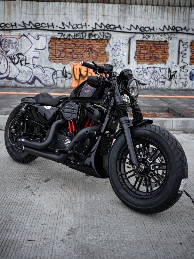 Classic Look, Modern Power! Retro Bikes पुन्हा Trend मध्ये