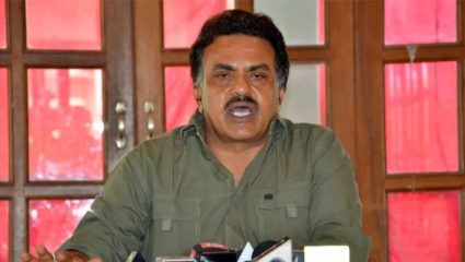 Sanjay Nirupam: “पंतप्रधानांनी काय आता पायी चालावे का?”; इंधन बचतीच्या आवाहनावरून विरोधकांना संजय निरुपम यांचे सडेतोड उत्तर
