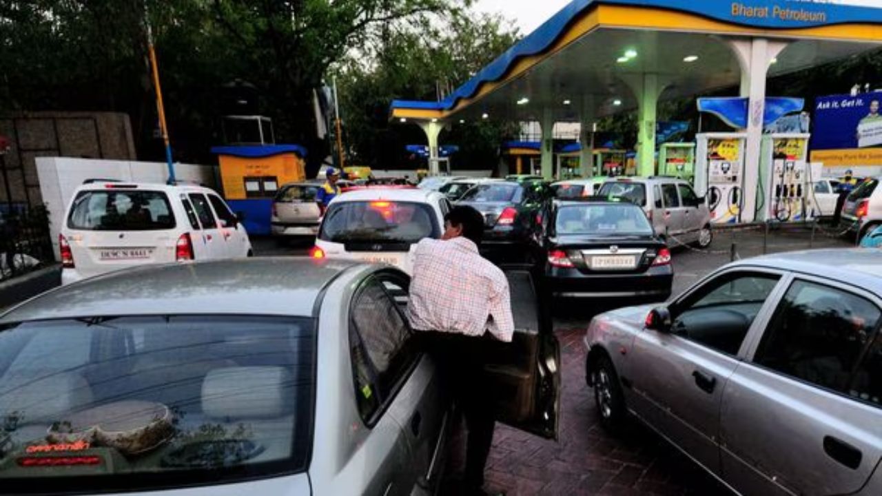Fuel Shortage: भारताकडे किती दिवसांचा तेल साठा? जाणून घ्या पेट्रोल-डिझेलच्या वापरात कोणते राज्य आहे नंबर-१