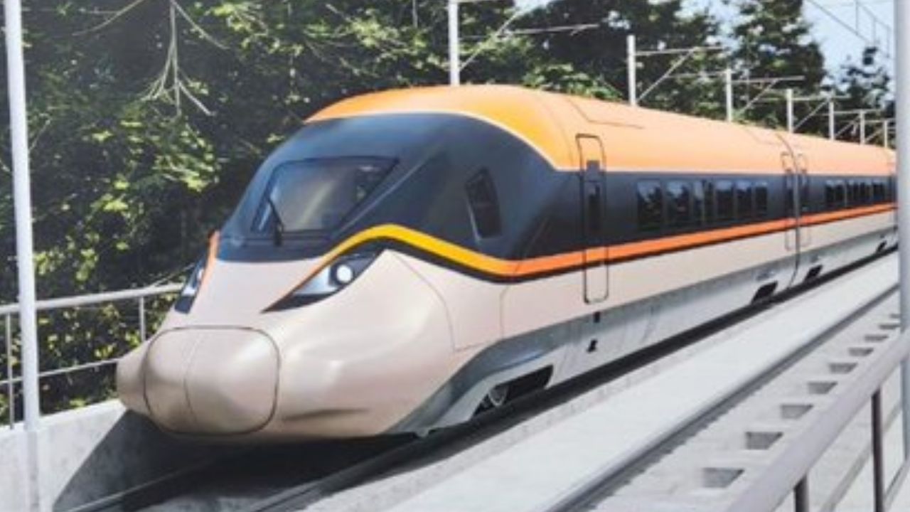 Bullet Train: भारताच्या पहिल्या बुलेट ट्रेनचा ‘फर्स्ट लूक’ समोर! ताशी २८० किमी वेग; रेल्वे मंत्रालयाने जारी केले अधिकृत डिझाइन