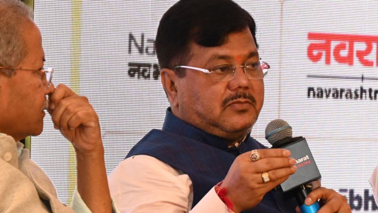 Pravin Darekar: महायुतीच्या मतभेदांच्या चर्चेवर प्रवीण दरेकरांनी स्पष्ट केली भूमिका, तर मुंबईच्या पुनर्विकासाचा मांडला प्लॅन