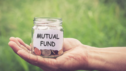 SIP नेहमीच फायदेशीर नसते? Mutual Fund कंपन्या ‘या’ 5 गोष्टी तुमच्यापासून नेहमी लपवतात; Investment पूर्वी नक्की वाचा