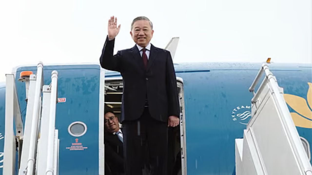 India Vietnam Relations : व्हिएतनामचे राष्ट्राध्यक्ष भारत दौऱ्यावर; भारताकडून खेरदी करणार ‘हे’ शक्तिशाली शस्त्र, चीन झोप उडाली 