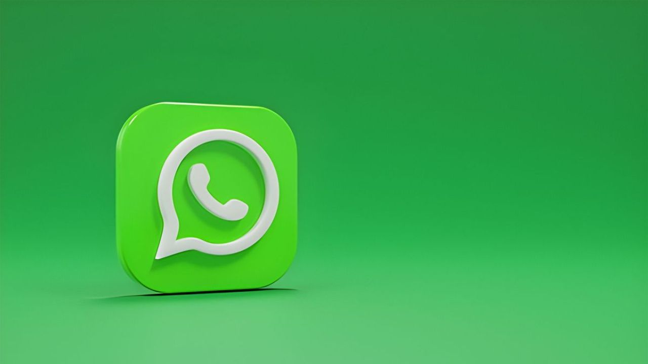 WhatsApp Tips: व्हॉट्सअ‍ॅपवर फोटोची क्वालिटी होते खराब? नो टेंशन… ऑन करा ‘ही’ सेटिंग आणि शेअर करा HD फोटो