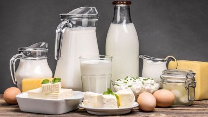 World Milk Day 2026 : तुम्ही रोज दूध पिता का? मग ‘हे’ 5 महत्त्वाचे फायदे नक्की वाचा, गुगलवर होत आहेत प्रचंड सर्च