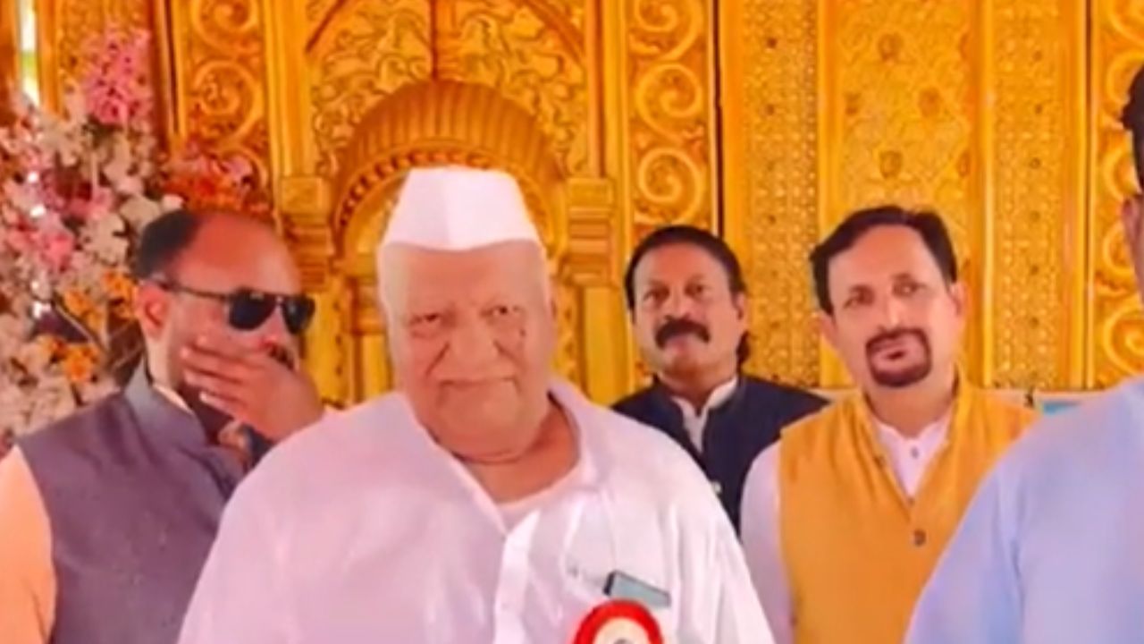 Ahilyanagar : शब्दगंध संमेलनाचा प्रवास संस्थापक सदस्य बापूसाहेब भोसले यांनी केला उलगडा