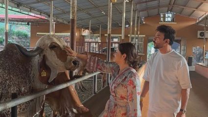 Ankita Lokhande Video : घरात नाही कसली कमतरता, तरीही अभिनेत्री उचलतेय शेण! कोट्यवधींची मालकीण अंकिता लोखंडेची ही बाजू एकदा पहाच