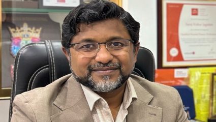 वयाच्या 18 व्या वर्षी ‘एलआयसी’ एजंट, आज 211 कोटी रुपयांच्या…; जाणून घ्या सूरज जगदाळे यांचा व्यवसायाचा प्रवास