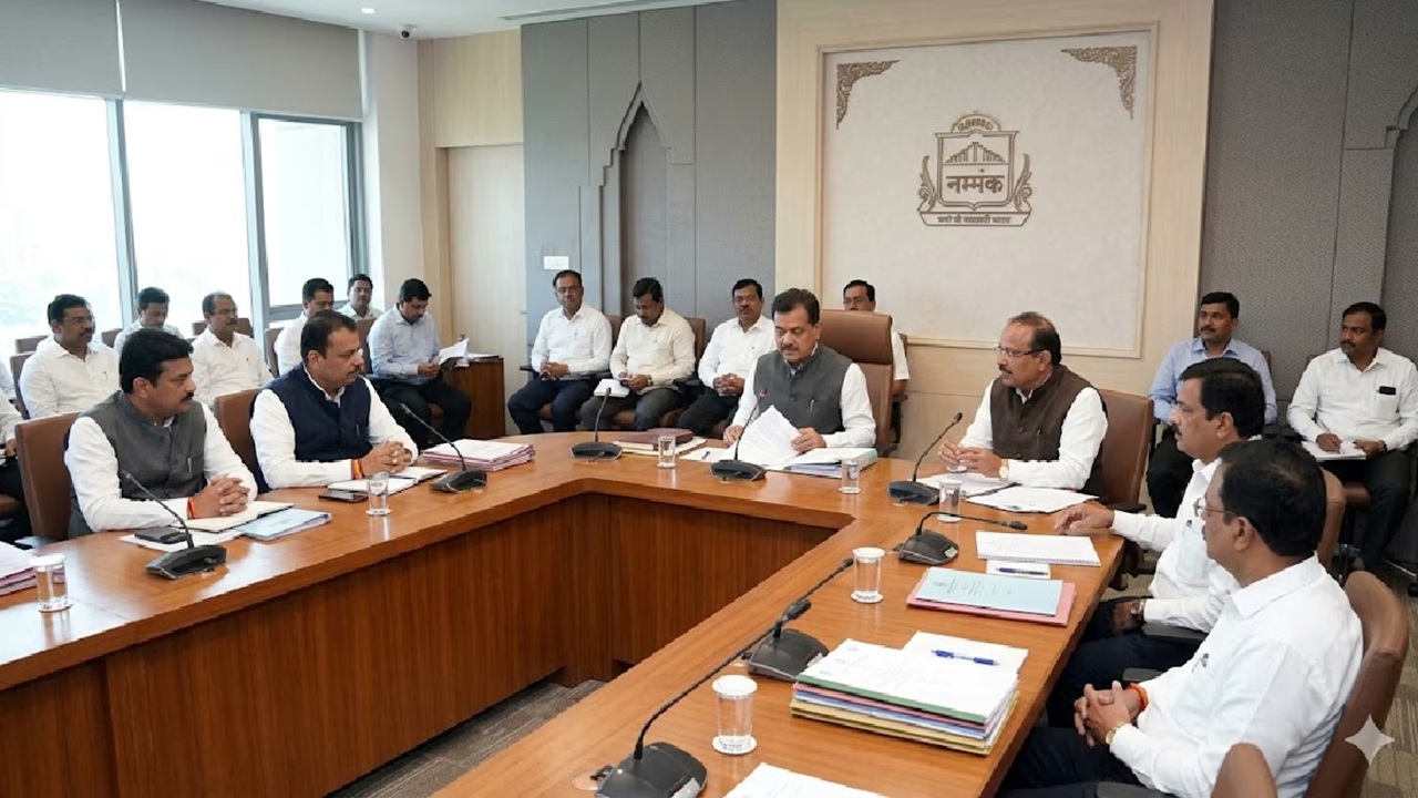 Navi Mumbai: सातत्याने कामांना मुदतवाढ का? कंत्राटदारांच्या मुदतवाढीवरून सुतारांचा संताप, स्थायी समितीत उपस्थित केला सवाल