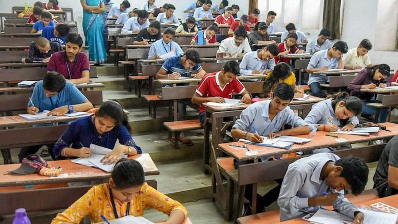 SSC-HSC Exam: पेपरफुटीला बसणार आळा? दहावी-बारावीच्या परीक्षांसाठी राज्य मंडळाचा ‘हा’ नवा डिजिटल प्रयोग यशस्वी ठरेल का?