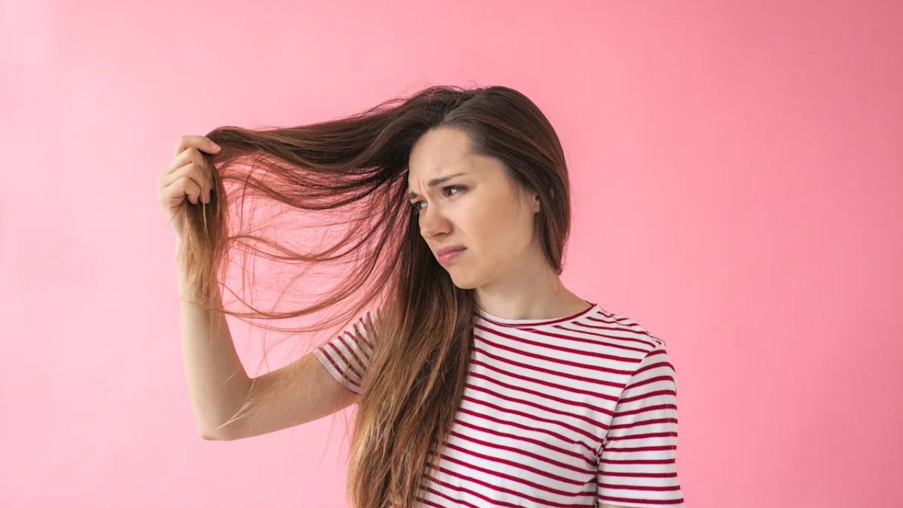 Hair Care Tips: खाज, घाम आणि कोंडा… उन्हाळ्यातील केसांच्या समस्या होतील दूर, फक्त करा ‘हे’ सोपे उपाय