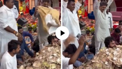 कलेचा अनोखा सन्मान! गुजरातमध्ये कविराजांवर श्रोत्यांनी केला पैशांचा वर्षाव, नोटांचा ढिग पाहून यूजर्स आवाक्; Video Viral