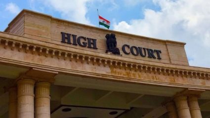 “मानवी जीवनाशी खेळ चालणार नाही”; ५० खलाशांना मुक्त करण्याचे न्यायालयाचे निर्देश
