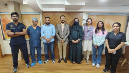 Jaslok Hospital : श्वास घेणंही झालं कठीण; प्रचंड हर्नियाग्रस्त महिलेवर यशस्वी शस्त्रक्रिया करून दिलं नवजीवन
