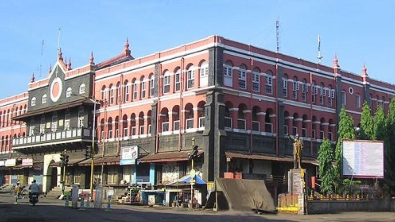 Kolhapur News :  व्यवसाय परवाना नसलेली दुकाने सील करा; अतिक्रणाविरोधात स्थायी समितीकडे मागणी
