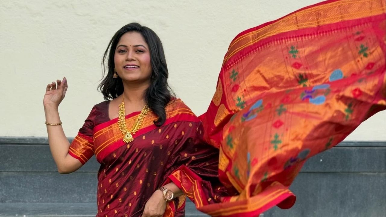 अभिनेत्रीने प्रत्येक लूकमध्ये साडी परिधान केली आहे. रसिकाच्या चाहत्यांना रसिक साडीत फार आवडते, असे तिचे चाहते नेहमीच म्हणतात.