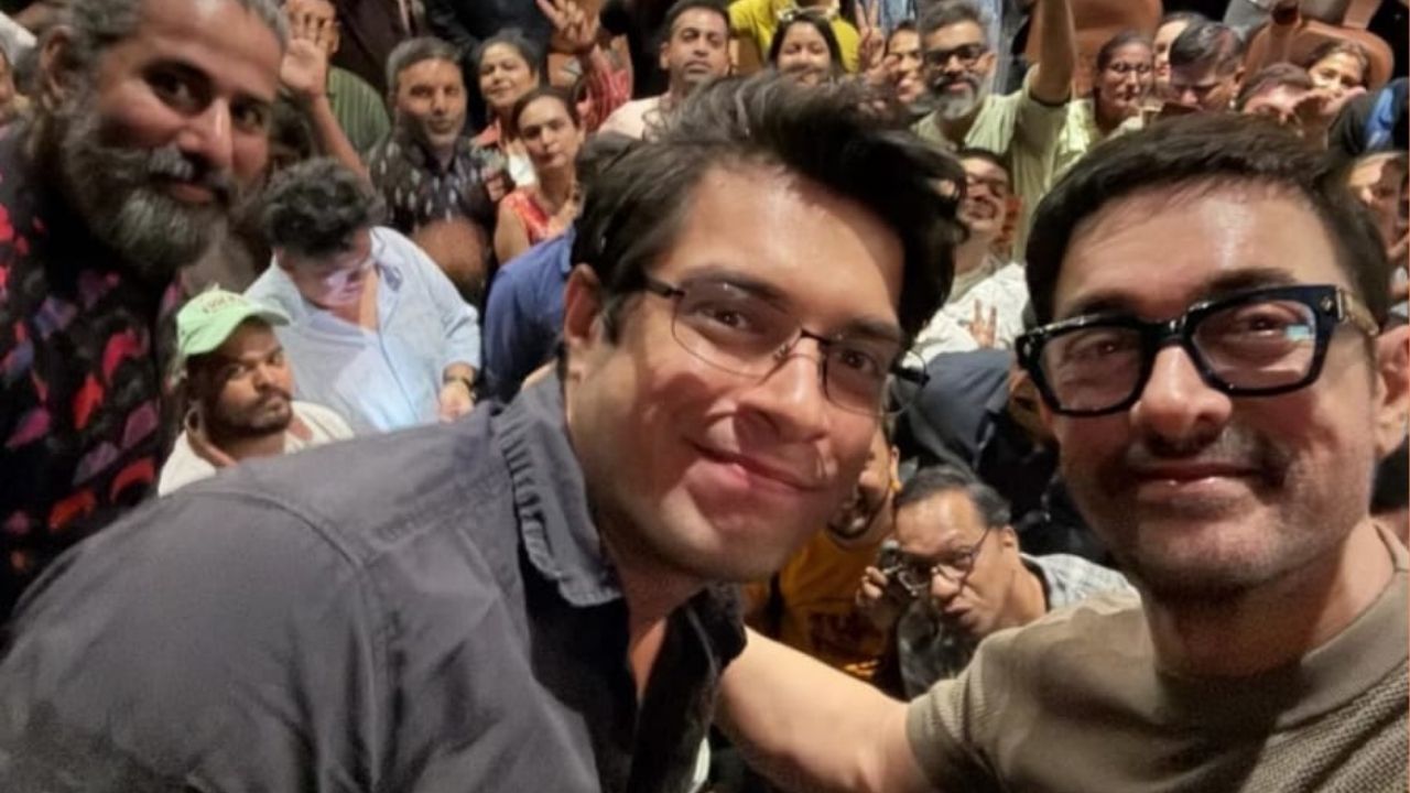 ‘एक दिन’च्या स्क्रीनिंगला खास रंग! Aamir Khan ने लेकासह घेतली थिएटरमध्ये Entry, चाहत्यांचा आक्रोश