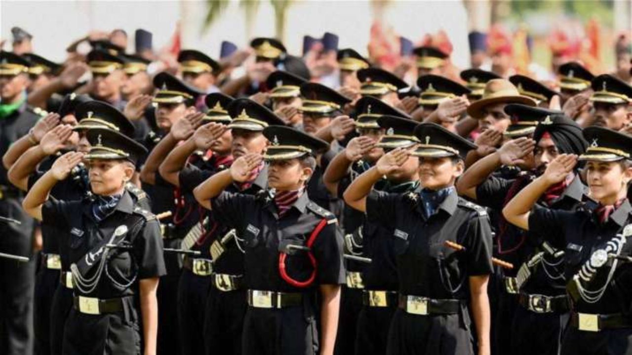 UPSC Defence Exams 2026: संरक्षण दलात अधिकारी होण्याची सुवर्णसंधी; अर्ज करण्याची अंतीम तारीख पहा एका क्लिकवर..