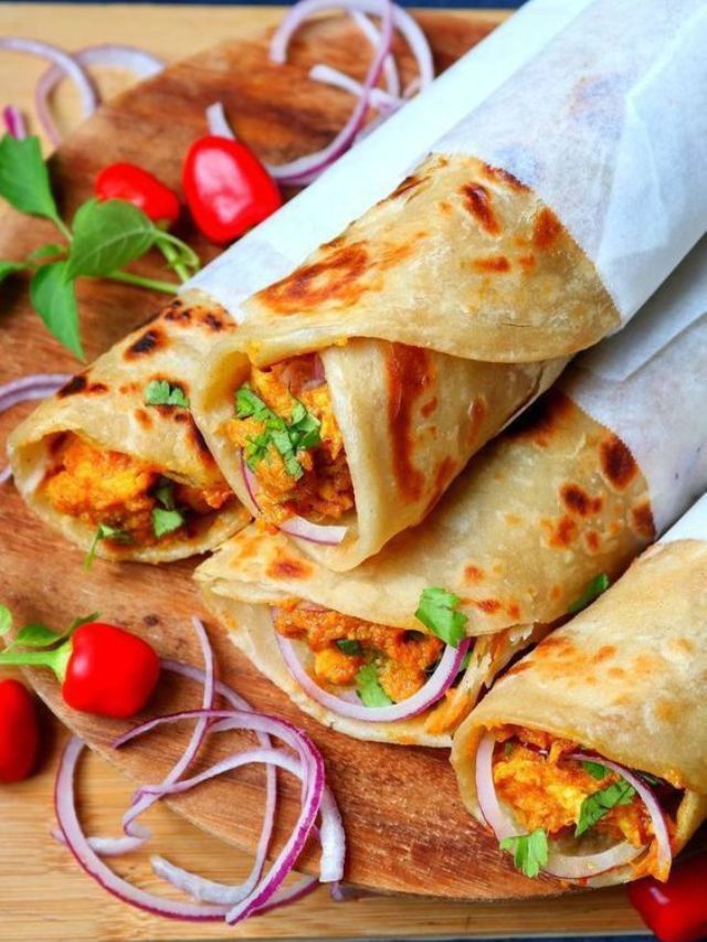 झटपट तयार होणारी चविष्ट पनीर फ्रँकी
