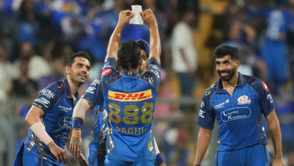 15 वर्षाची तपश्चर्या फळाला! 33 वर्षाच्या खेळाडूने IPL विकेट घेतल्यानंतर मैदानातच झळकवला ‘जय श्रीराम’चा कागद