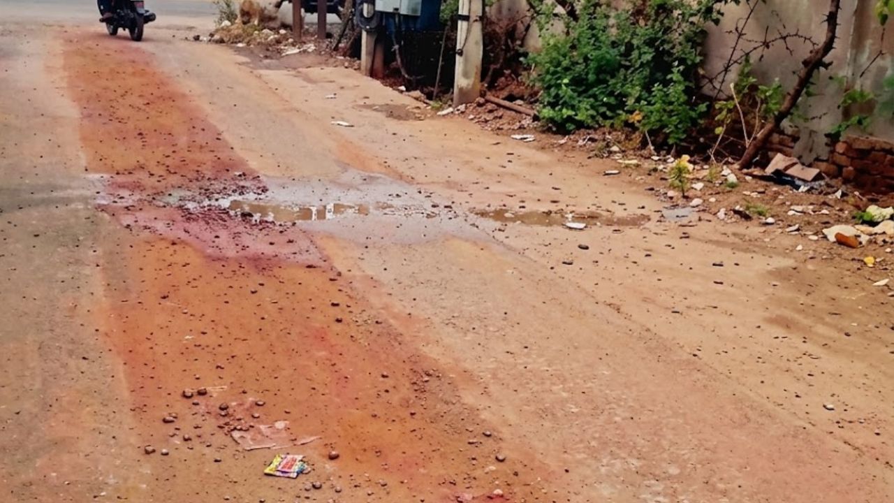 Chandrapur News: कोट्यवधींच्या रस्त्याची उधळपट्टी? नागभीडमध्ये नव्याने बांधलेला रस्ता पुन्हा खोदला, नागरिकांमध्ये संतापाची लाट