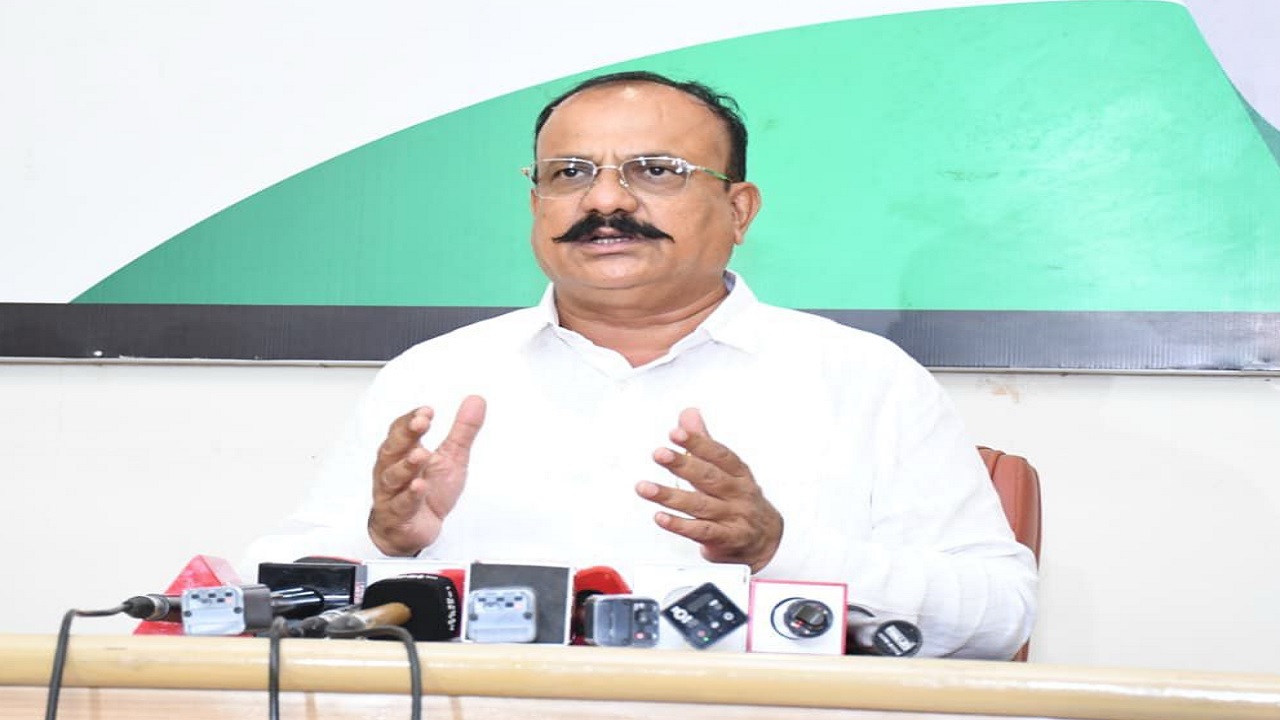 विकास लवांडे यांच्यावरील शाईहल्ला वारकरी संप्रदायाचा अपमान, हल्लेखारांवर कठोर कारवाई करा; हर्षवर्धन सपकाळांची मागणी