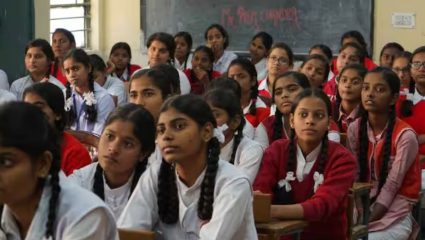 School Dropout: युनिसेफच्या सर्वेक्षणातील धक्कादायक वास्तव! ‘या’ कारणास्तव ६ वी ते ८ वी दरम्यान मुली शाळा सोडतात