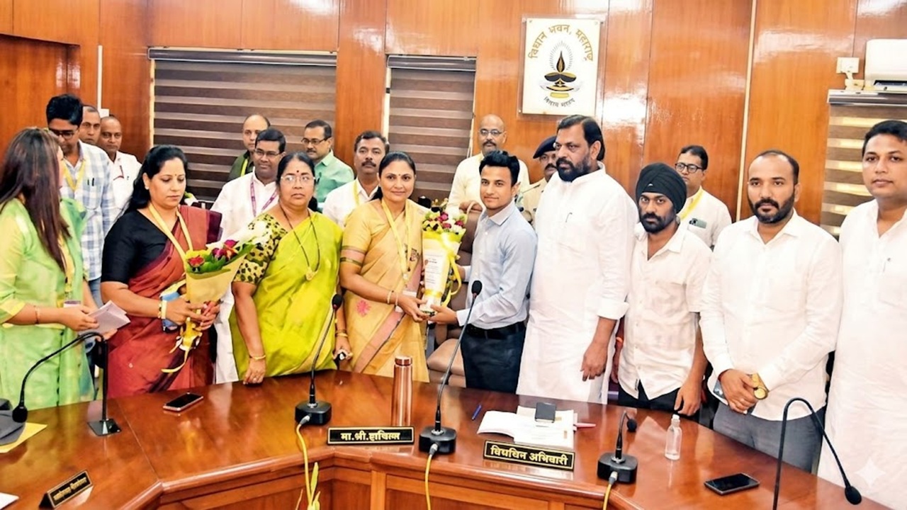 Maharashtra Politics: सहाही प्रभाग सभापतीपद महायुतीकडे; ठाकरे गट, काँग्रेसची माघार: भाजपचे पाच, शिंदे सेनेचा एक सभापती