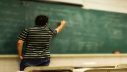 पुणे विद्यापीठात 133 कंत्राटी प्राध्यापकांची भरती, दरमहा 50 हजार रुपये मानधन; ‘या’ तारखेपर्यंत अर्ज करण्याची मुदत