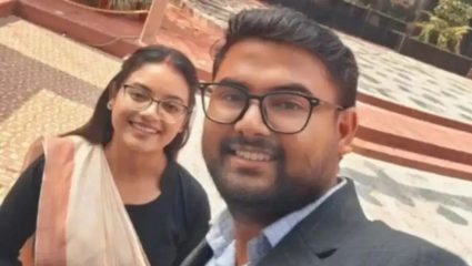 UPPCS Success Story Monali Singh: कोचिंगशिवाय या जोडप्याने यूपी पीसीएस परीक्षेत कशी मारली बाजी?वाचा थक्क करणारी यशोगाथा