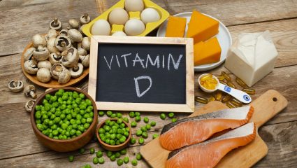 Health Tips: वयानुसार शरीराला किती Vitamin D हवे? ‘हे’ ५ सुपरफूड्स कमतरता करतील दूर