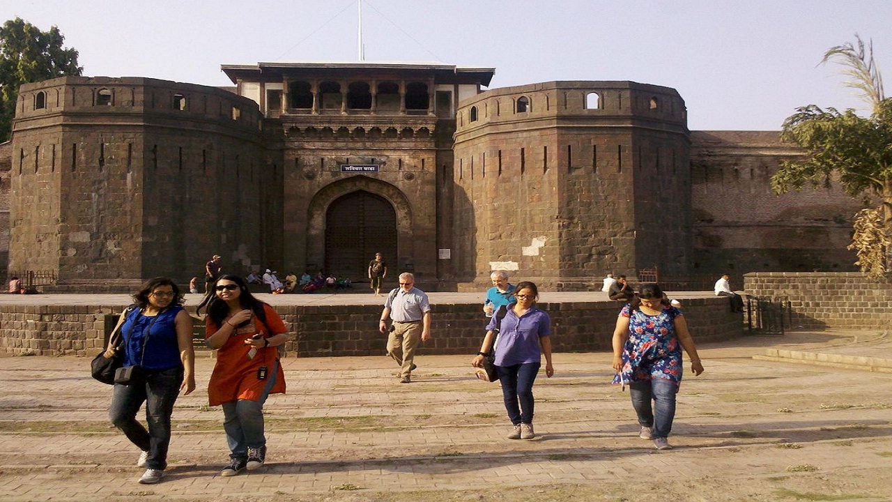 हेरिटेज वॉकमुळे दुर्मीळ इतिहास उजेडात; उपक्रमाला नागरिक, पर्यटकांचा उत्स्फूर्त प्रतिसाद