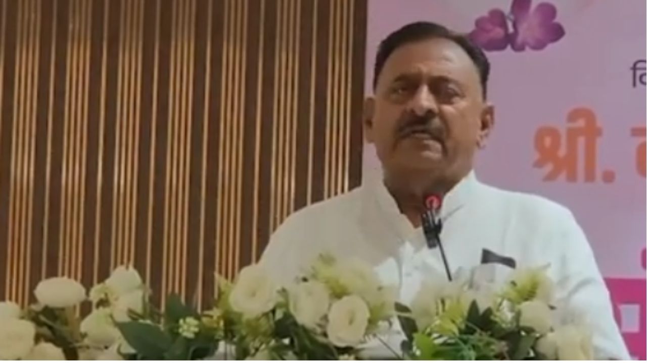 Babasaheb Patil : भाजपसोबत लढलो असतो तर… मंत्री बाबासाहेब पाटलांचे जाहीर सभेत राजकीय टोले