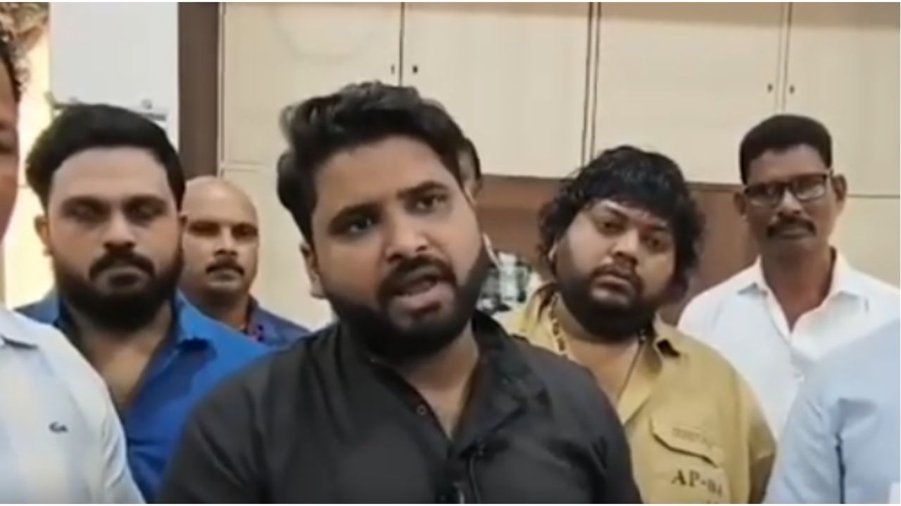Kalyan : KDMC पुस्तकावरून नवा वाद! आगरी-कोळी समाजाचा अपमान झाल्याचा आरोप, चौकशीची मागणी