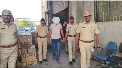 Thane News: भिवंडीत मद्य तस्करांना मोठा दणका; कंटेनरसह 1.90 कोटींचा विदेशी मद्यसाठा जप्त