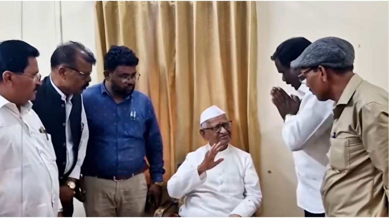 Anna Hazare : नव्या RTI नियमांवर अण्णा हजारे भडकले; वयाच्या ९० व्या वर्षी पुन्हा उपोषणाचा इशारा!