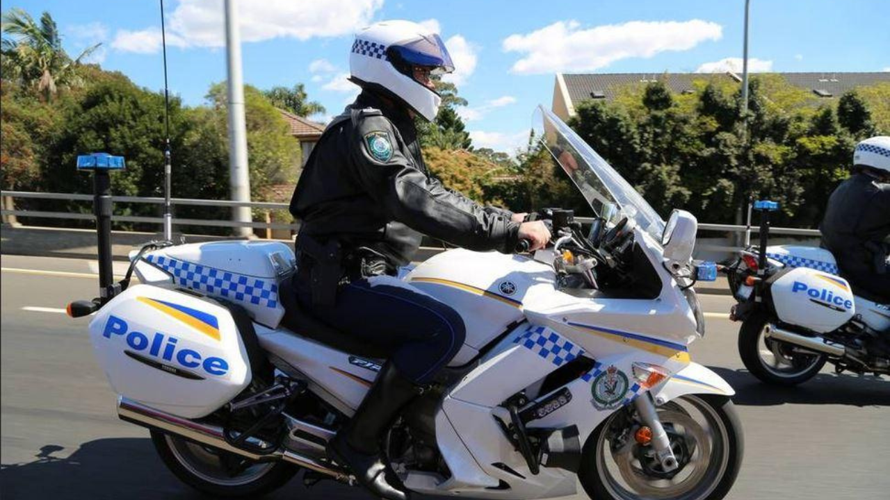 Yamaha FJR1300P (Australia)-ऑस्ट्रेलियातील अनेक राज्य पोलीस दलांनी ही स्पोर्ट-टूरिंग बाईक स्वीकारली आहे. ती वेगवान असून लांब अंतराच्या गस्तीसाठी उपयुक्त ठरते.