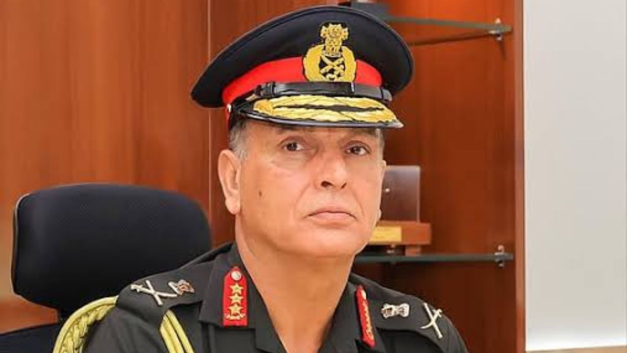 New Army Chief: वडिलांच्या पावलावर पाऊल ठेवत भूषवणार लष्कराचे सर्वोच्च पद! कोण आहेत भारताचे नवे लष्करप्रमुख?