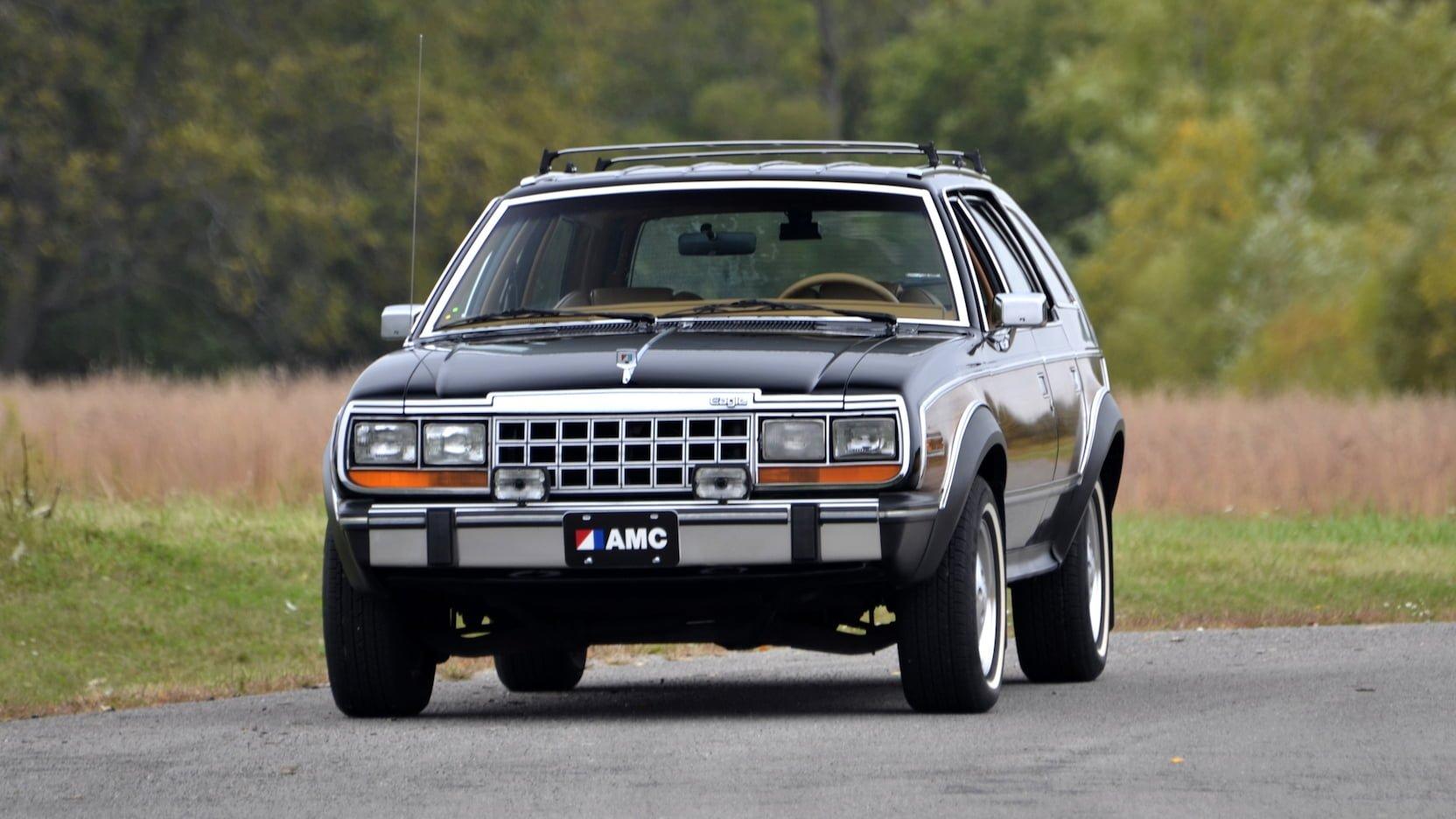 AMC Eagle (गरुड) - गरुड हा शक्ती, स्वातंत्र्य आणि दूरदृष्टीचे प्रतीक मानला जातो. AMC Eagle ही कार देखील मजबूत बांधणी आणि सर्व प्रकारच्या रस्त्यांवर चालण्याच्या क्षमतेसाठी ओळखली जात होती.