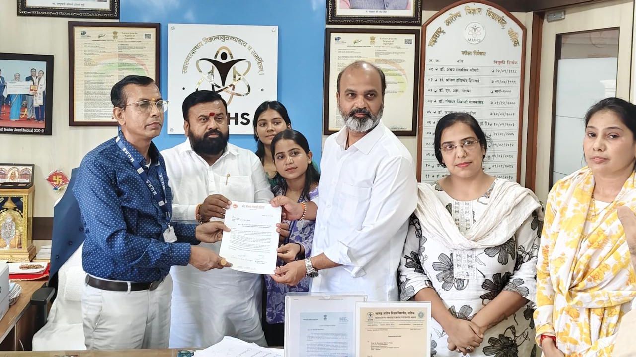 B R Harne College : 40 गुणांची परीक्षा ठरली वादग्रस्त; आता 50 गुणांमध्ये रूपांतर करून निकाल होणार जाहीर