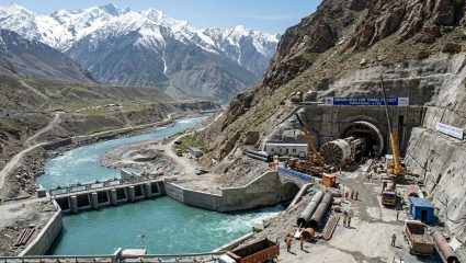 Chenab Tunnel : ₹2,352 कोटींचा मेगा प्रोजेक्ट! हिमालयात 8.7 किमीचा बोगदा खणून भारत बदलणार नद्यांचा प्रवाह, पाकिस्तान बॅकफूटवर