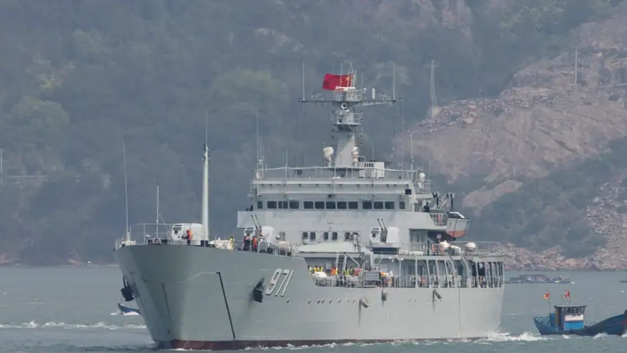 China Encircles Taiwan: 6 वर्षांचा खतरनाक प्लॅन यशस्वी! चिनी युद्धनौकांनी तैवानला चारी बाजूंनी घेरले; प्रगत क्षेपणास्त्र सज्ज