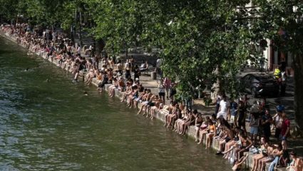Europe Heatwave: युरोपमध्ये निसर्गाचे तांडव! उष्णतेच्या लाटेमुळे ‘रेड अलर्ट’, फ्रान्स-ब्रिटनमध्ये आणीबाणीसारखी परिस्थिती