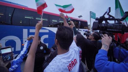 FIFA World Cup 2026 : फिफा विश्वचषक व्हिसा वादावर ट्रम्प यांची कठोर भूमिका; हजारो तिकीटे रद्द? इराणी चाहते नाराज